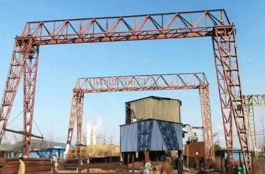 門式起重機(jī)減速機(jī)為什么漏油？我們平常該怎樣維修保養(yǎng)門式起重機(jī)？